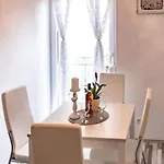Lux Group Escape *