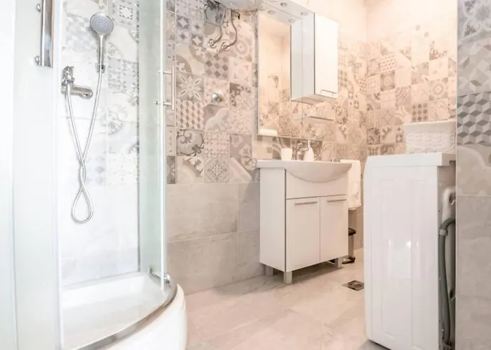 Lux Group Escape Apartman *