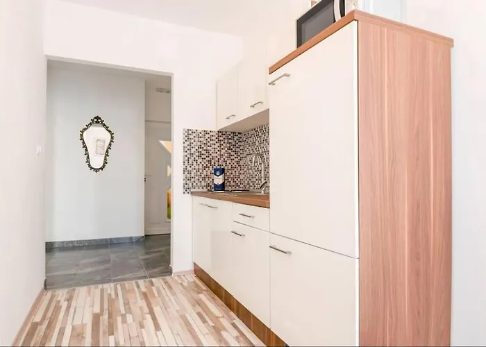 Lux Group Escape Apartman Split