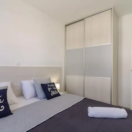 Apartment Lux *