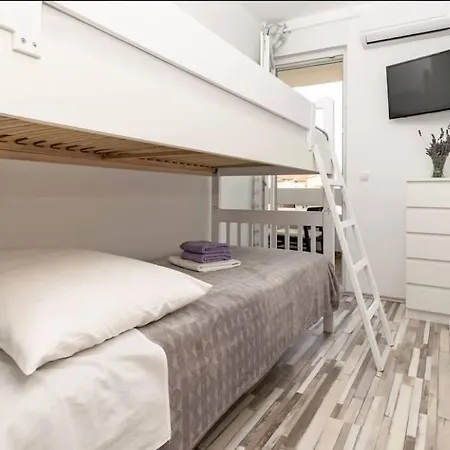 דירה Lux Group Escape ספליט
